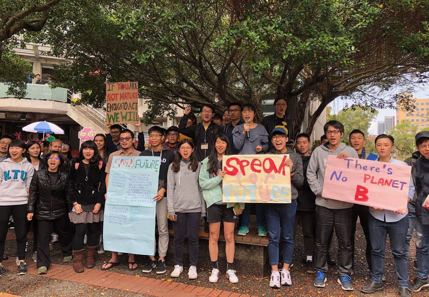 "Speak for Future" as short talks to respond to Fridays for Future in Taiwan. Credit: Meng-Hui Lin. 